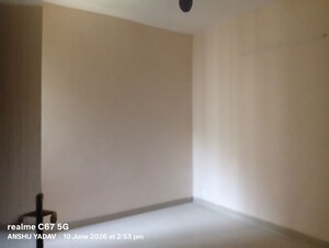 Room in 2 BHK Apartment at Upsidc Site B – for Rent