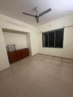 Room in 2 BHK Apartment at Shree Tirupati Siddeshwar Gardens Villa, Dhokali – for Rent