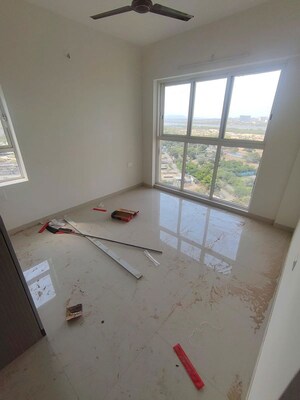 Master Bedroom in 2 BHK Apartment at Lodha Amara, Kolshet Road – for Rent