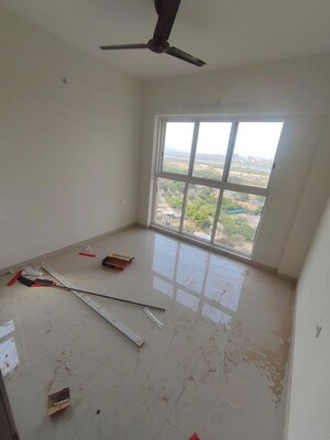 Master Bedroom in 2 BHK Apartment at Lodha Amara, Kolshet Road – for Rent