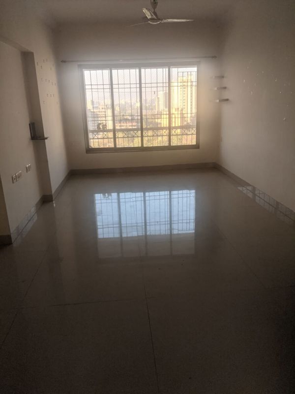 2 BHK 720 Sq.Ft. Apartment in Vanamali CHS