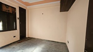 Room in 1 BHK Apartment at Dilshad Colony – for Rent