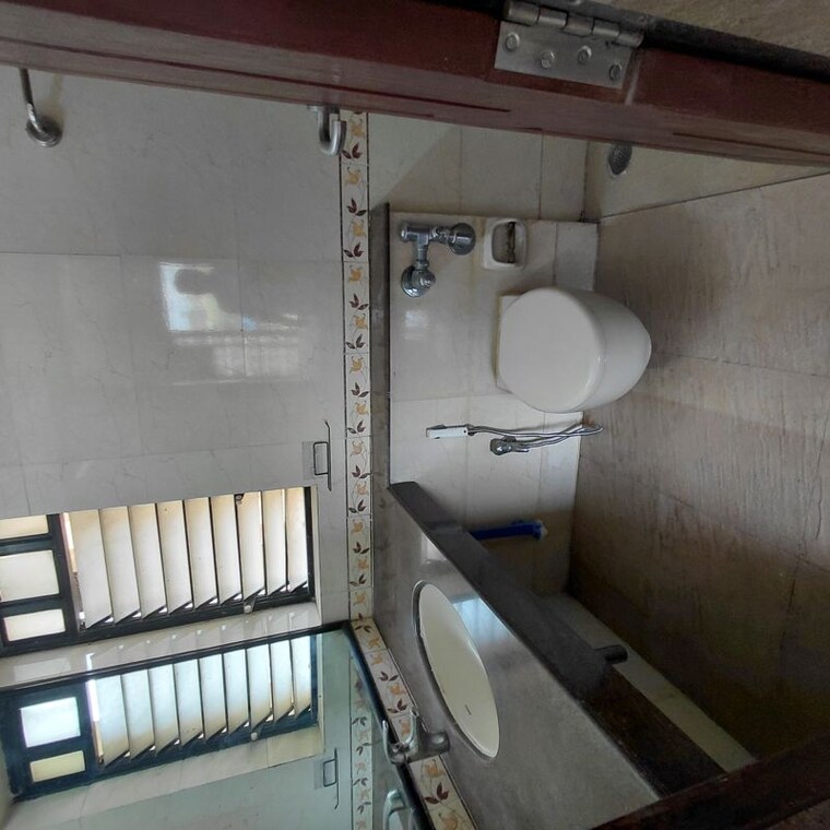 Attached Bathroom, k-raheja-heights 2 Bedroom 720 Sq.Ft. Apartment In Malad East Mumbai 10439196