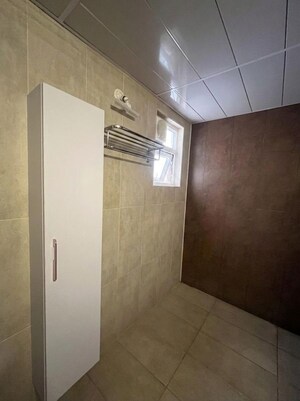 Room in 2 BHK Apartment at Prestige Royale Gardens, Gantiganahalli – for Rent