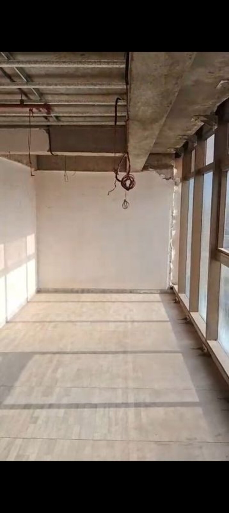 Balcony, vohra-chambers Commercial Office Space 400 Sq.Ft. In Vashi Sector 19c Navi Mumbai 10439251