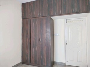 Room in 1 BHK Builder Floor at Hsr Layout – for Rent