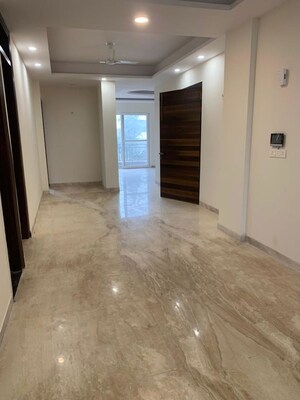 2 BHK Apartment For Rent in Pyramid Urban Homes 3, Sector 67a