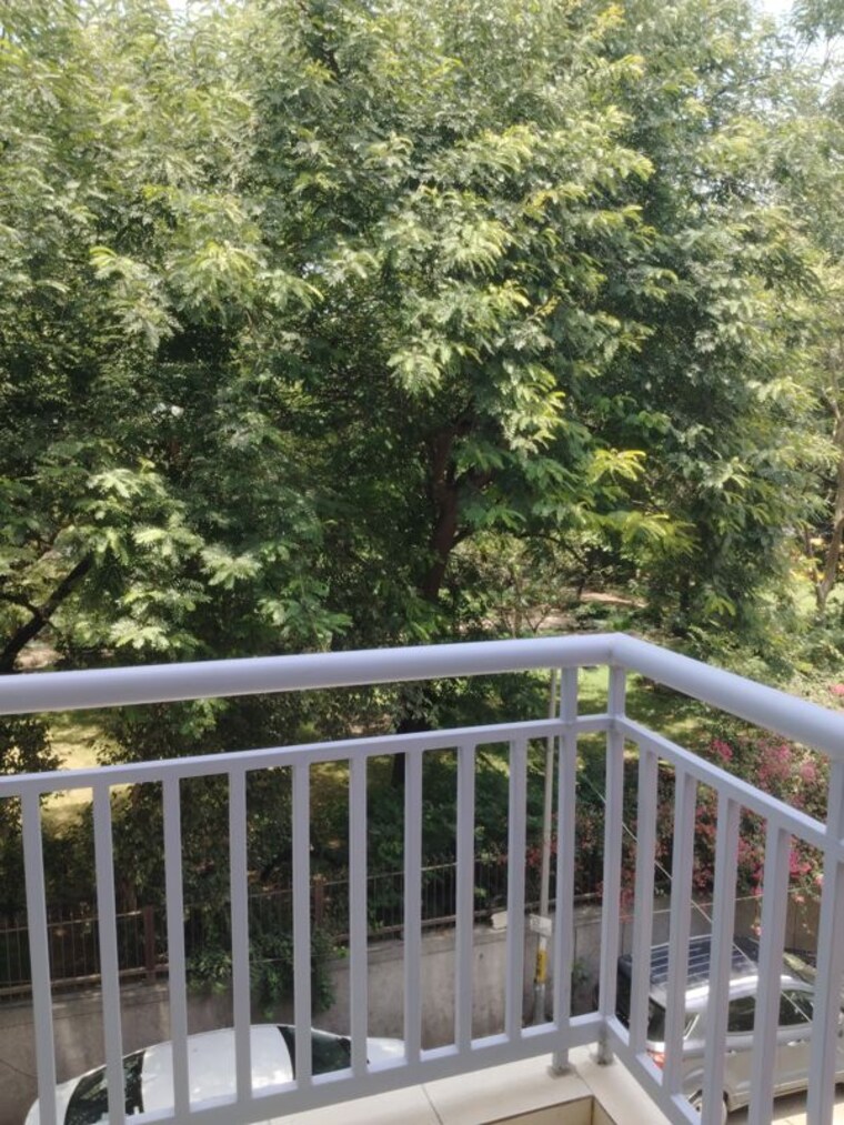 Balcony, sarita vihar 4 Bedroom 2250 Sq.Ft. Apartment In Sarita Vihar Delhi 10439290