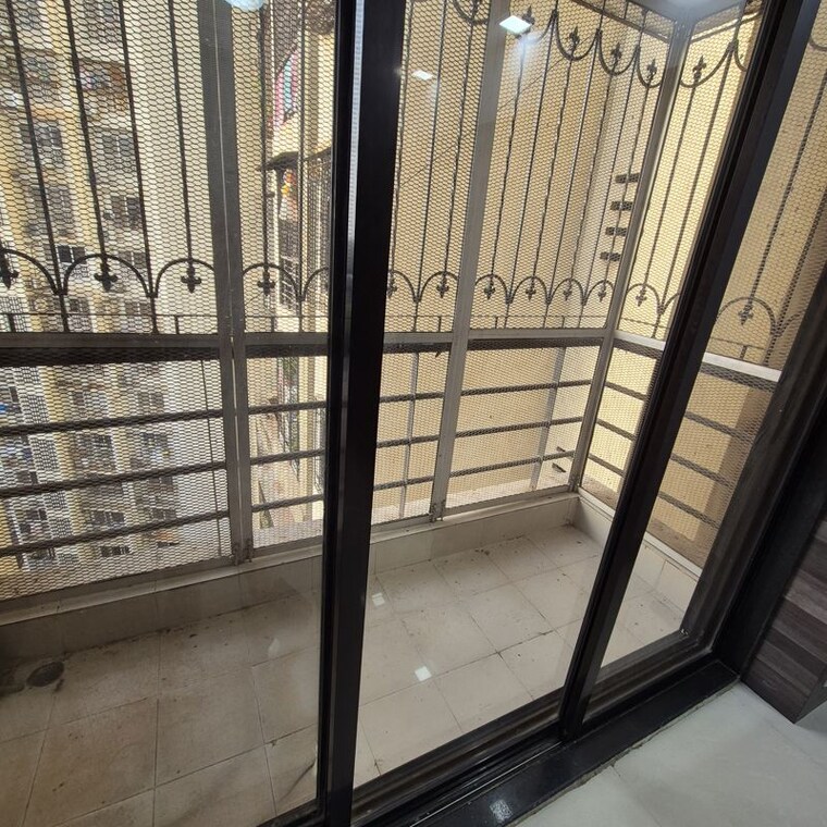 Balcony, romell-empress 1 Bedroom 450 Sq.Ft. Apartment In Borivali West Mumbai 10439316