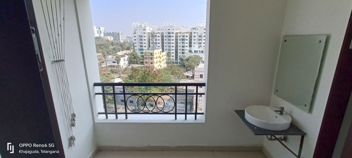 3 BHK + Pooja Room,Servant Room,Study Room,Extra Room,Basement,Store Room 1908 Sq.Ft. Apartment in Frontline Seven