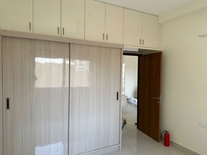 Room in 3 BHK Apartment at Prestige Ferns Residency, Harlur – for Rent