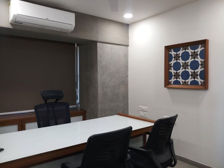 Team Area, deccan gymkhana Commercial Office Space 7900 Sq.Ft. In Deccan Gymkhana Pune 10439353