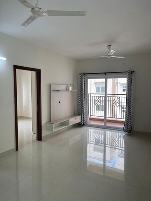 Room in 2 BHK Apartment at Prestige Primrose Hills, Banashankari 6th Stage – for Rent