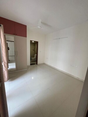 Room in 2 BHK Apartment at Prestige Primrose Hills, Banashankari 6th Stage – for Rent