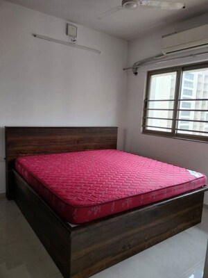 Bedroom in 1 BHK Apartment at Sheth Vasant Oasis, Andheri East – for Rent