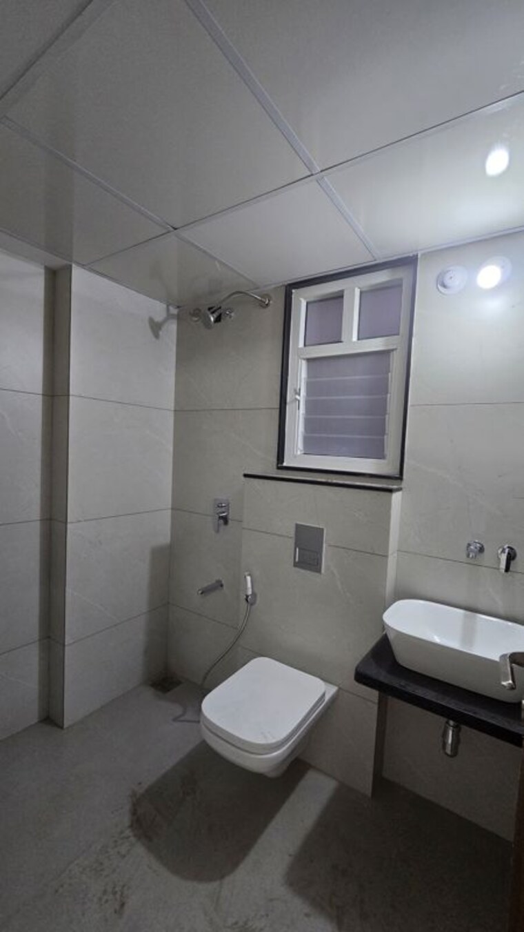 Bathroom, b-u-bhandari-casa-regalo 2 Bedroom 850 Sq.Ft. Apartment In Kharadi Pune 10439286