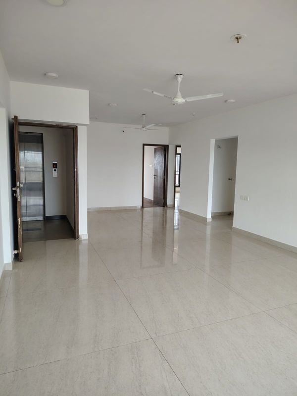 3 BHK 1250 Sq.Ft. Apartment in Nidhaan Clover B