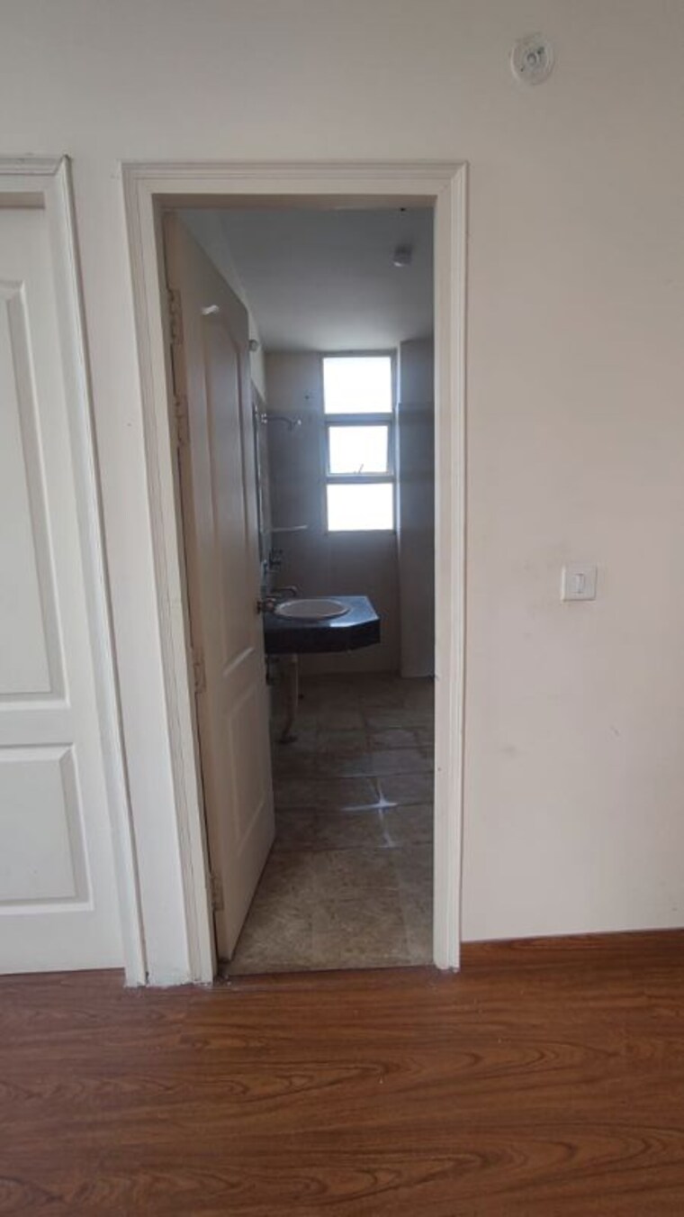 Room, eldeco-city-breeze 3 Bedroom 1500 Sq.Ft. Apartment In Iim Road Lucknow 10439417