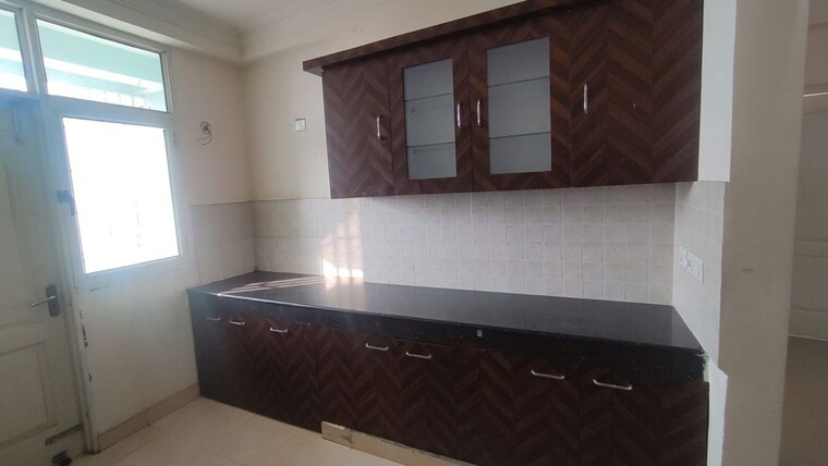 Kitchen, eldeco-city-breeze 3 Bedroom 1500 Sq.Ft. Apartment In Iim Road Lucknow 10439417