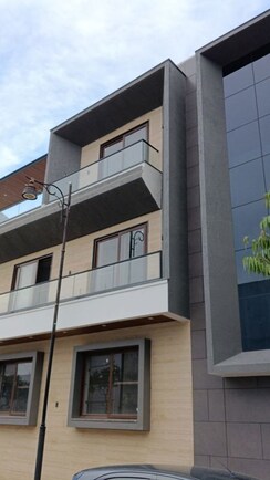 3 BHK + Store Room Villa For Rent in Stellar Okas Golf View