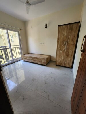Room in 2 BHK Apartment at Brigade El Dorado, Bagaluru – for Rent