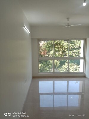 Room in 1 BHK Apartment at Godrej The Trees, Vikhroli East – for Rent