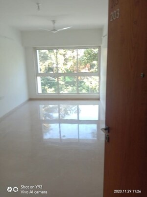 Room in 1 BHK Apartment at Godrej The Trees, Vikhroli East – for Rent