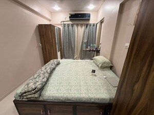 Bedroom in 2 BHK Apartment at Simran Heights Chembur, Chembur – for Rent