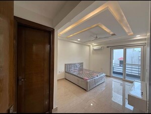 Room in 4 BHK Builder Floor at Chattarpur – for Rent