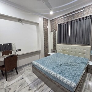 Bedroom in 3 BHK Villa at Chembur – for Rent
