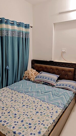 Bedroom in 1 BHK Apartment at Poonam Park View, Virar West – for Rent