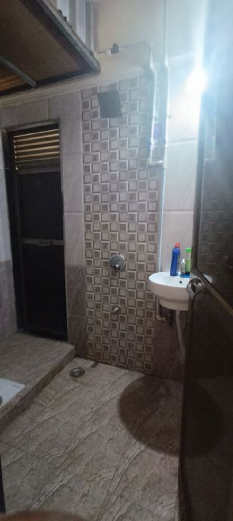 Bathroom, shree-savali 1 Bedroom 700 Sq.Ft. Apartment In Mogharpada Thane 10439525