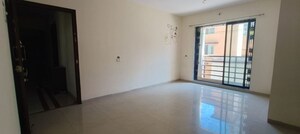 Room in 1 BHK Apartment at Shree Savali, Mogharpada – for Rent