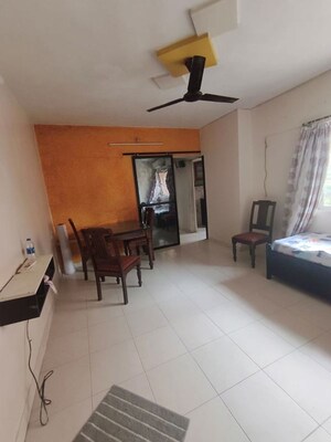 Team Area in 1 BHK Apartment at Raunak Delight, Owale – for Rent
