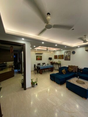Gym in 4 BHK Builder Floor at Geetanjali Enclave – for Rent