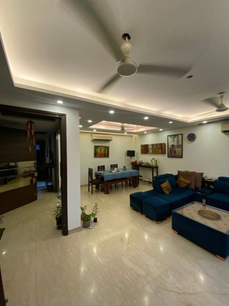 Gym, geetanjali enclave 4 Bedroom 360 Sq.Yd. Builder Floor In Geetanjali Enclave Delhi 10439568