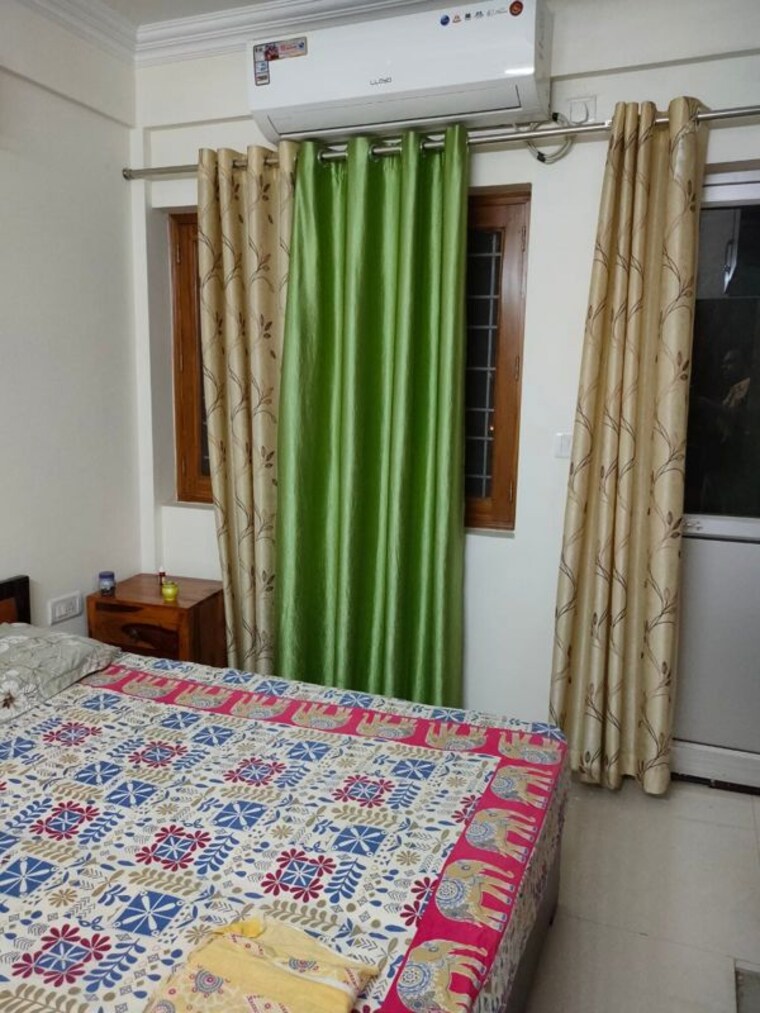 Bedroom, vasant kunj 2 Bedroom 850 Sq.Ft. Apartment In Vasant Kunj Delhi 10439559