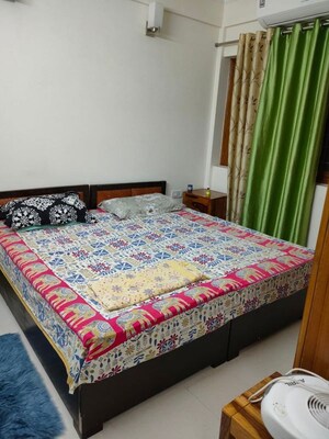 Bedroom in 2 BHK Apartment at Vasant Kunj – for Sale