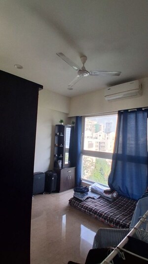 Bedroom in 2 BHK Apartment at 111 Hyde Park, Malad East – for Rent