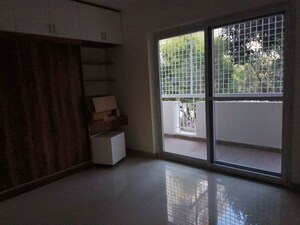 Room in 3 BHK Apartment at Koti Hosahalli – for Rent
