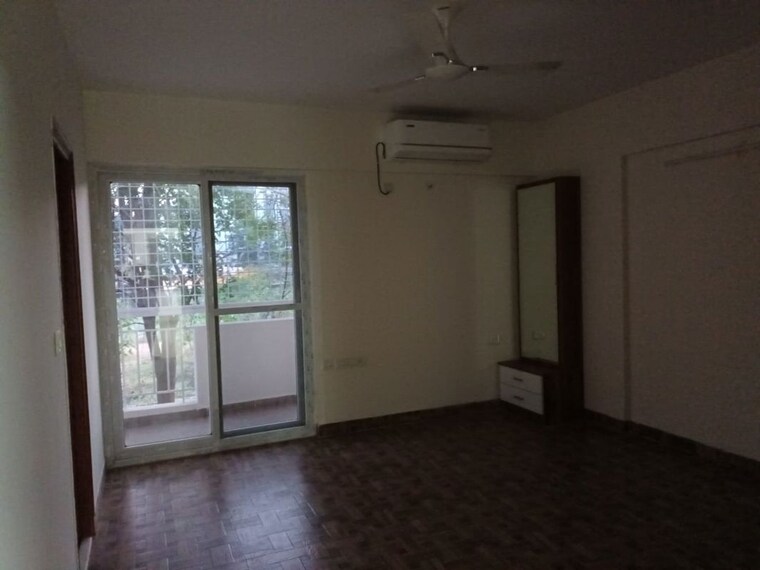Room, koti hosahalli 3 Bedroom 1600 Sq.Ft. Apartment In Koti Hosahalli Bangalore 10439587