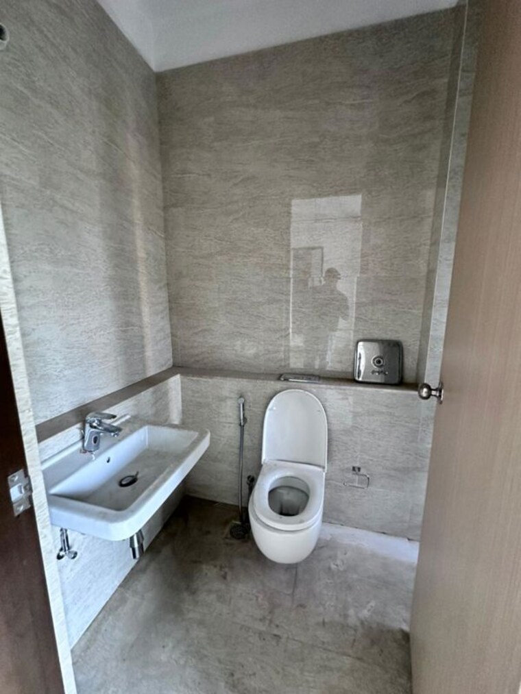 Bathroom, adani-ten-bkc 2 Bedroom 850 Sq.Ft. Apartment In Bandra East Mumbai 10439602