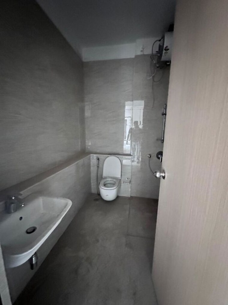 Bathroom, adani-ten-bkc 2 Bedroom 850 Sq.Ft. Apartment In Bandra East Mumbai 10439602