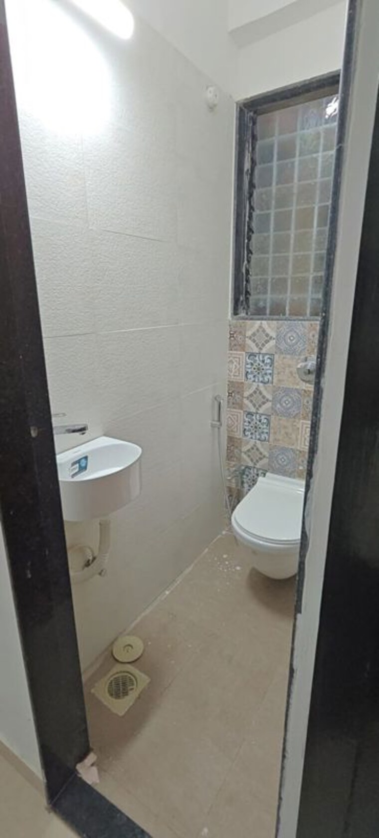 Bathroom, vaibhav-wisteria-residency 1 Bedroom 450 Sq.Ft. Apartment In Santacruz East Mumbai 10439570
