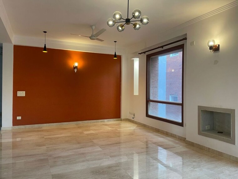 Room, chittaranjan park 4 Bedroom 450 Sq.Yd. Builder Floor In Chittaranjan Park Delhi 10439618