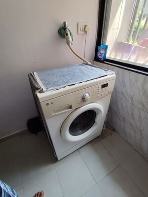 Furnished Amenities in 2 BHK Apartment at Vejalpur – for Rent