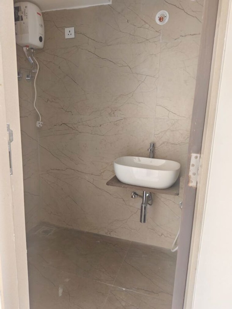 Bathroom, la-charmaine-apartment 2 Bedroom 686 Sq.Ft. Apartment In Malad West Mumbai 10439648