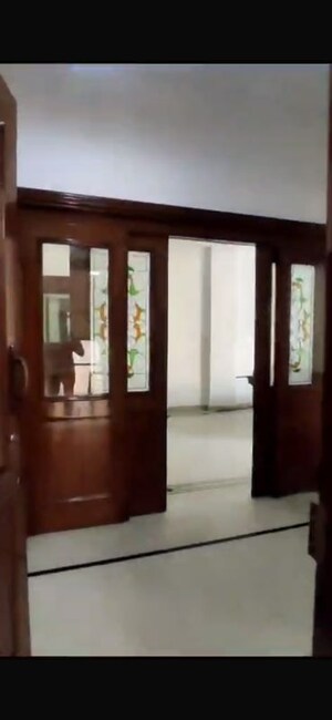 3 BHK Builder Floor For Sale in Kalkaji