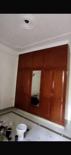 Furnished Amenities in 3 BHK Builder Floor at Kalkaji – for Sale