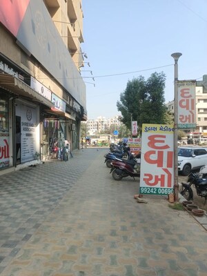 Parking in  Shop at Naroda – for Sale